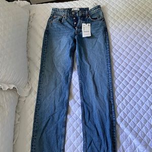 Zara Straight Jeans brand new